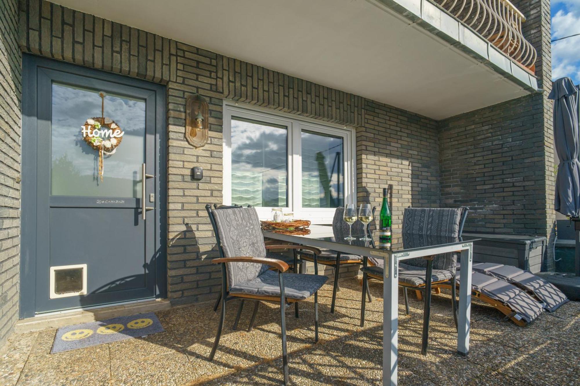 Ferienwohnung Auf Sarret Bullay Exteriör bild